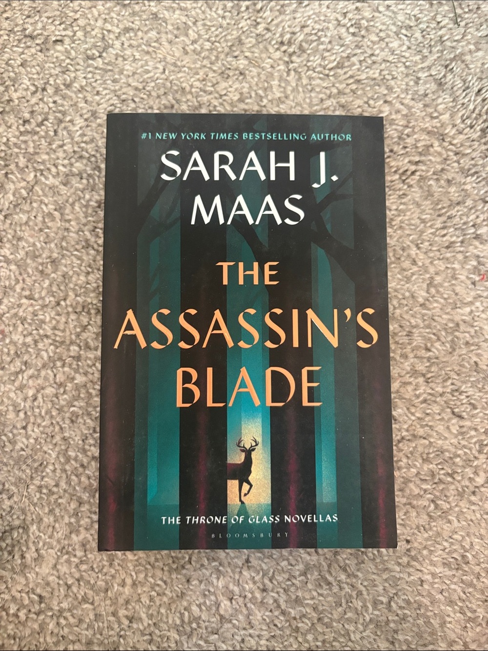 Sarah J. Maas — The Assassin's Blade (Green & Gold Cover)